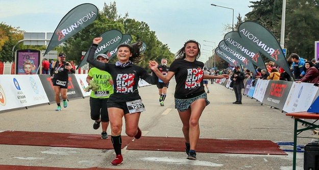 10 bin sporcu bu festivalde ter döktü