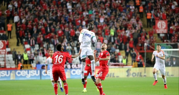 Akdeniz derbisi Antalyaspor'un