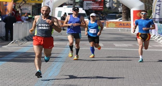 Alanyalılar Atatürk için koşacak