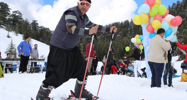 Birinci Alanya Akdağ Kayak Festivali yapıldı