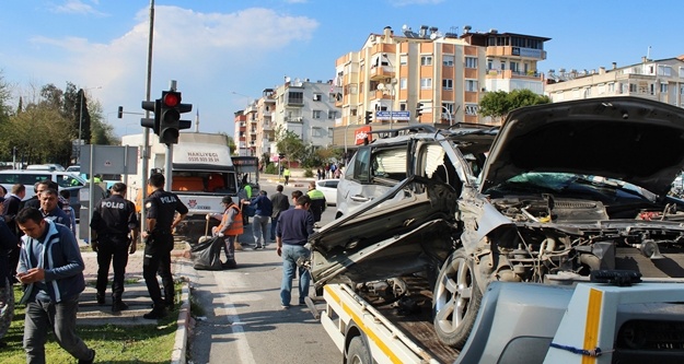 Feci kazada 1 kişi öldü, 3 kişi yaralandı!