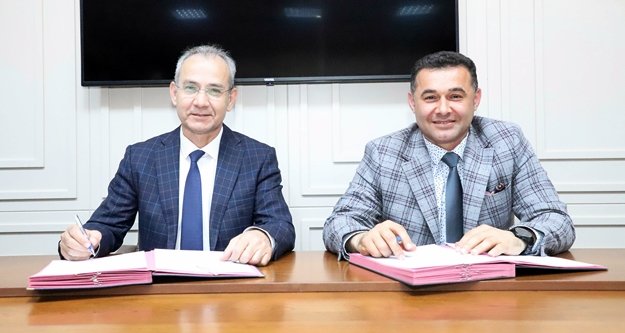 İmzalar ALKÜ'lü gençler için atıldı