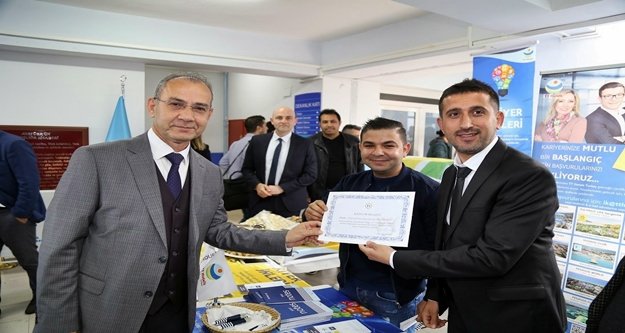 Kariyer Günleri ALKÜ’de başladı