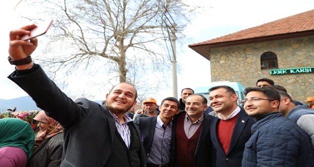 Mahmutseydi’de Yücel'e sevgi seli