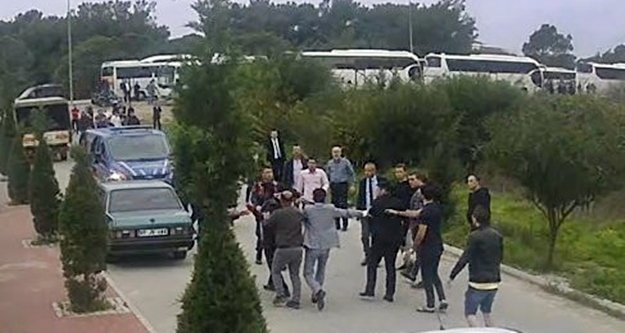 Otobüs şoförüyle tartıştı ortalığı birbirine kattı! 4 kişi yaralandı