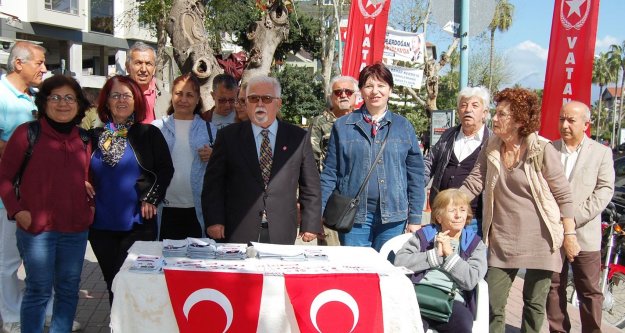 Vatan Partisi Alanya  ‘Bilgilendirme Masası’nı açtı