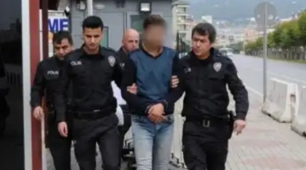 Alanya'da 5 işyerini soyan zanlı yakalandı