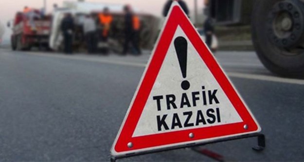 Alanya'da motosiklet kaygan yolda kaza yaptı: 1 ağır yaralı