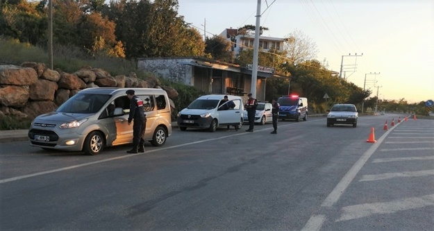 Alanya’da 11 şüpheli huzur operasyonunda yakalandı