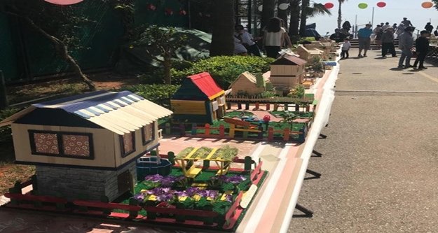 Alanyalı minikler hayallerindeki evleri tasarladılar