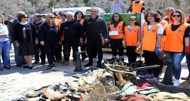 Denizden buzdolabı çıktı