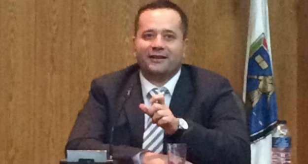 Övünç Özkan'a önemli görev