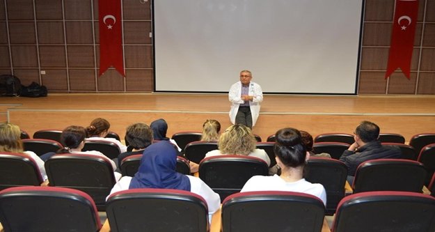 Pediatrik Cerrahi hastasının bakımını anlattı