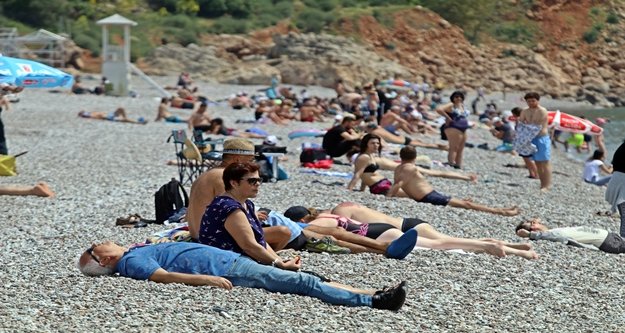 Sahillerinde hafta sonu yoğunluğu