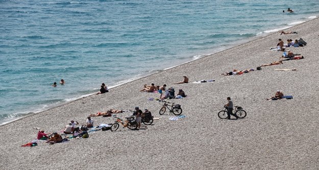 Yurdun doğusunda kar esareti, güneyinde deniz keyfi