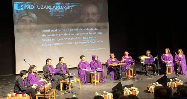 Aile bireyleri ölen babalarını konserle andılar