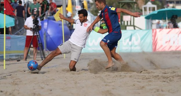 Alanya Belediyespor Plaj Futbol Takımı Avrupa Şampiyon Kulüpler Kupası'nda