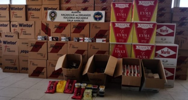 Alanya'da gümrük kaçağı operasyonu! Tam 1 milyon adet