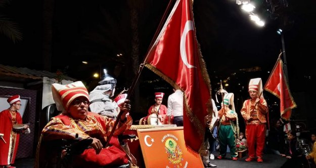 Alanya'nın Engelsiz Mehter Takımı ramazan meydanında