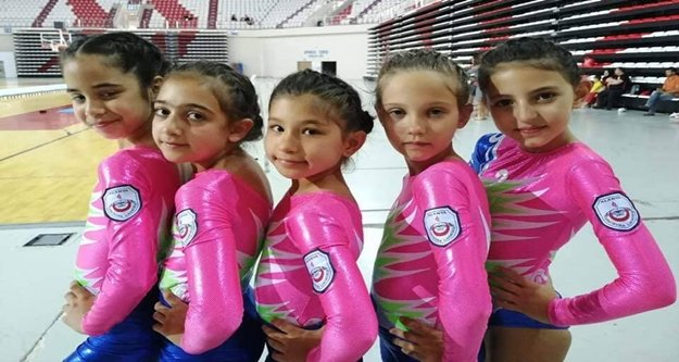 Alanya'nın minik jimnastikçileri Antalya şampiyonu oldu