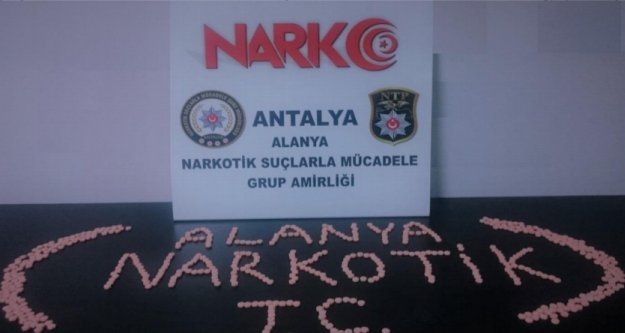 Alanya’da 568 adet uyuşturucu hap ele geçirildi