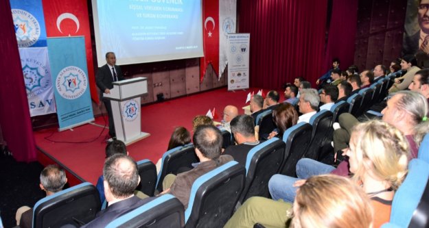ALKÜ'de turizmde siber güvenlik konferansı yapıldı