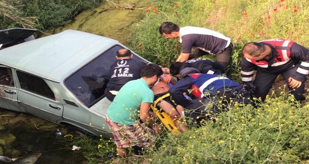 Aracıyla su kanalına düşen sürücü yaralandı