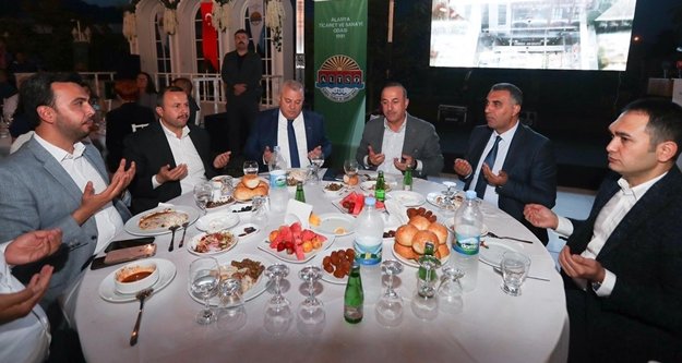 Çavuşoğlu ALTSO iftarında konuştu: Tehditlere boyun eğmiyoruz