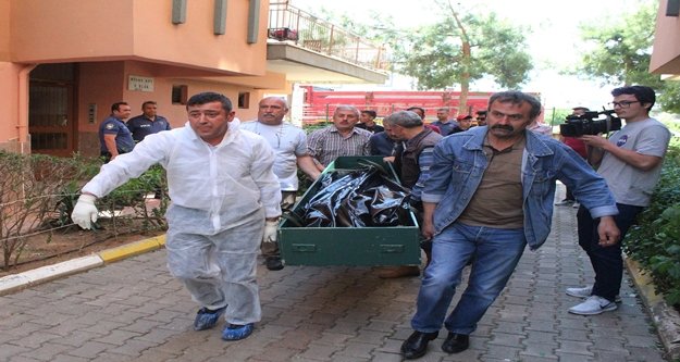 Çocuk babasının intiharıyla şok oldu