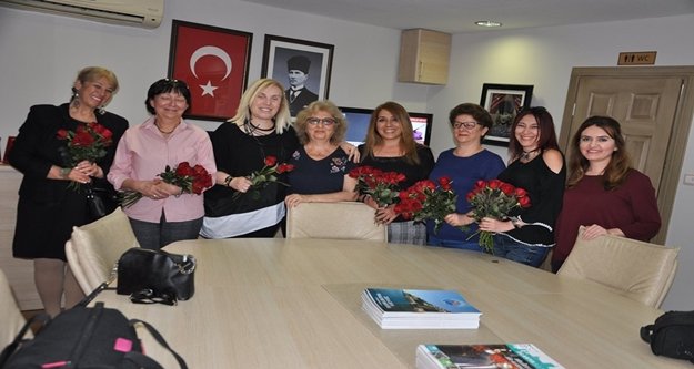 Alanya Kent Konseyi, Anneler Gününü kutladı