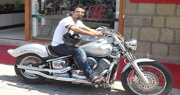 Otomobille çarpışan motosikletin sürücüsü hayatını kaybetti