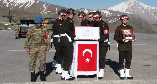 Şehidimiz Hakkari'den Alanya'ya törenle uğurlandı