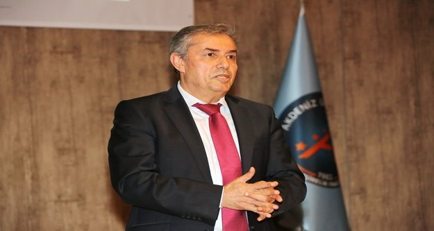 Tıp Fakültesinde bilimsel kriterlere uygun olmayan akademik faaliyetler tartışıldı