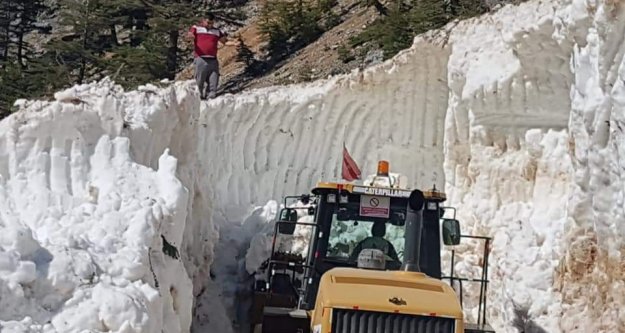 Yayla halkı istedi Yücel yaptı