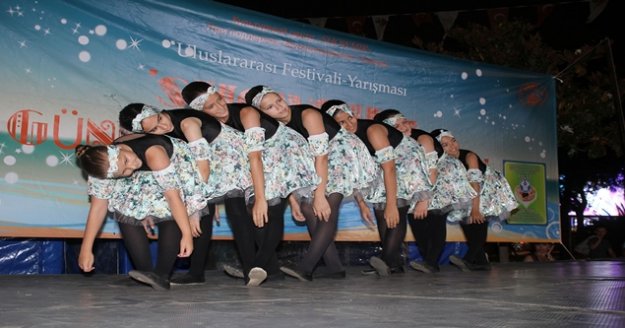 7 ülkeden 360 çocuk  yarıştı