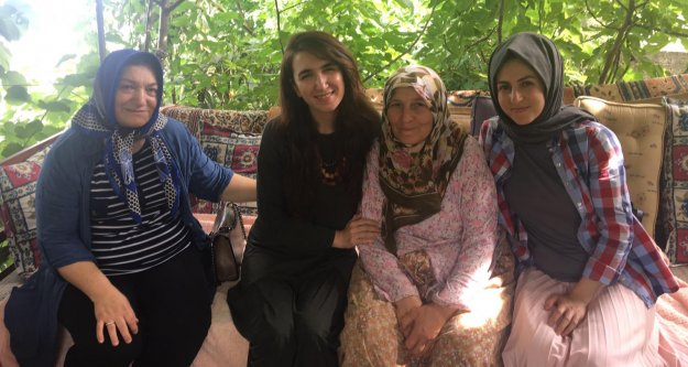 Ak Kadınlar takdir topladı