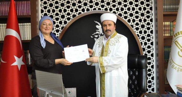 Alanya'da müslüman olup Yasemin ismini aldı