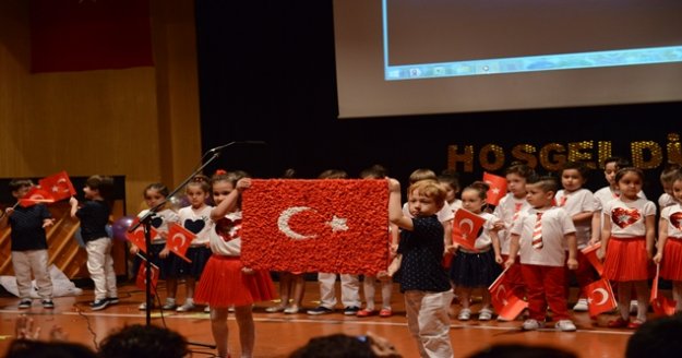 Kreş öğrencilerinden muhteşem gösteri