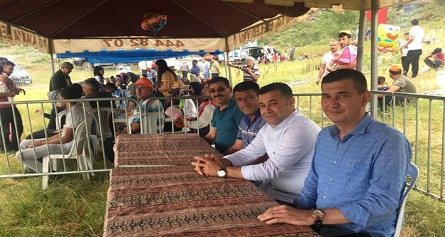 Yücel ve Türkdoğan Lale Şenliği'nde