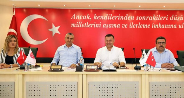 Alanya Belediye Meclisi'nde yoğun gündem