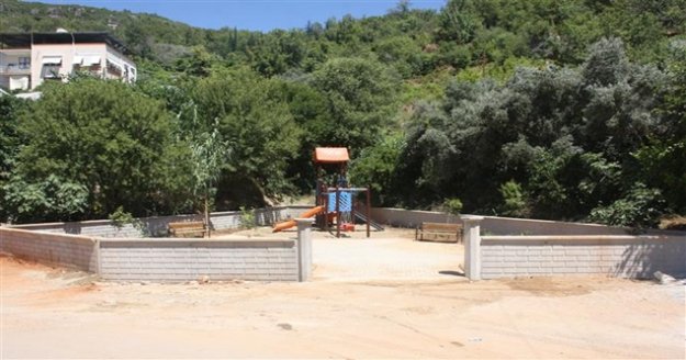 Alanya Belediyesi'nden Küçükhasbahçe mahallesine park