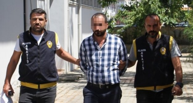 Alanya'daki barmen cinayetinin zanlısı Adliye'de