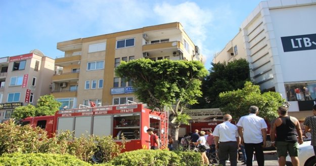 Alanya’da ev yangını paniği neden oldu