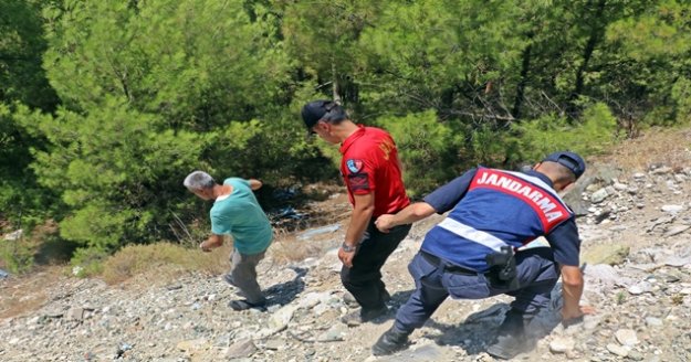 Babanın aldığı koku harekete geçirdi, JAK bölgeyi karış karış taradı