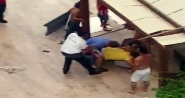 'Çocuğuma tekme attın’ deyip bayıltana kadar dövdüler