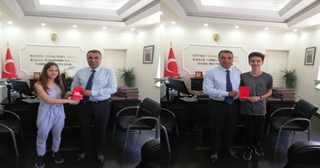 LGS Türkiye Şampiyonlarının Kaymakama ziyareti