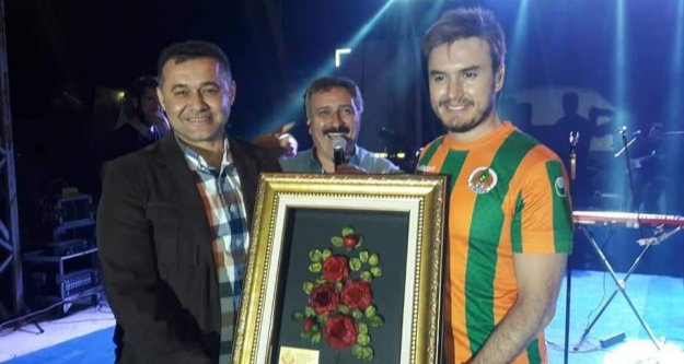 Tokar, Mustafa Ceceli'yle şenlendi