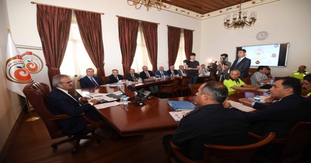 Trafik kazaları 'Bu Yolda Hep Birlikteyiz' projesiyle en aza indirilecek