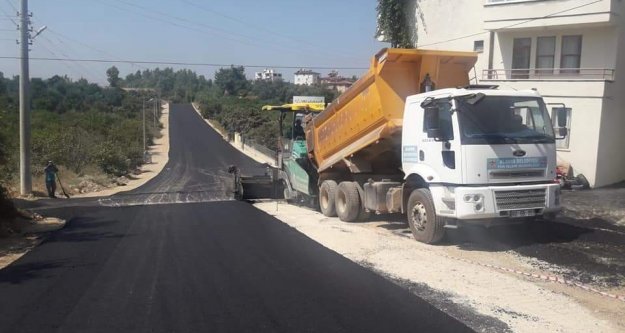 Yücel okulların eksikliklerini gideriyor