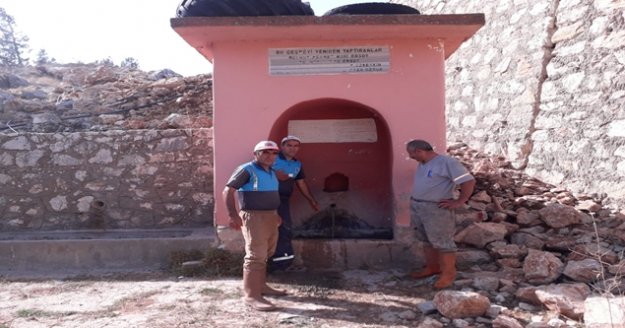 133 yıllık çeşmenin suyu yeniden aktı